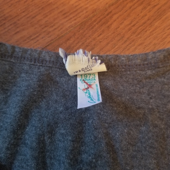 Batman v-neck long t-shirt - Picture 5 of 8